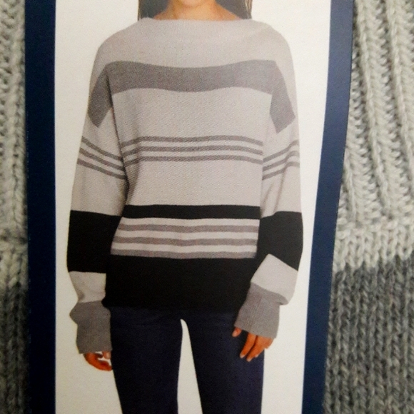 Lucky Brand Sweaters - Lucky Brand Womens Sweater Gray/White/Black Striped. Long Sleeve. Soft!